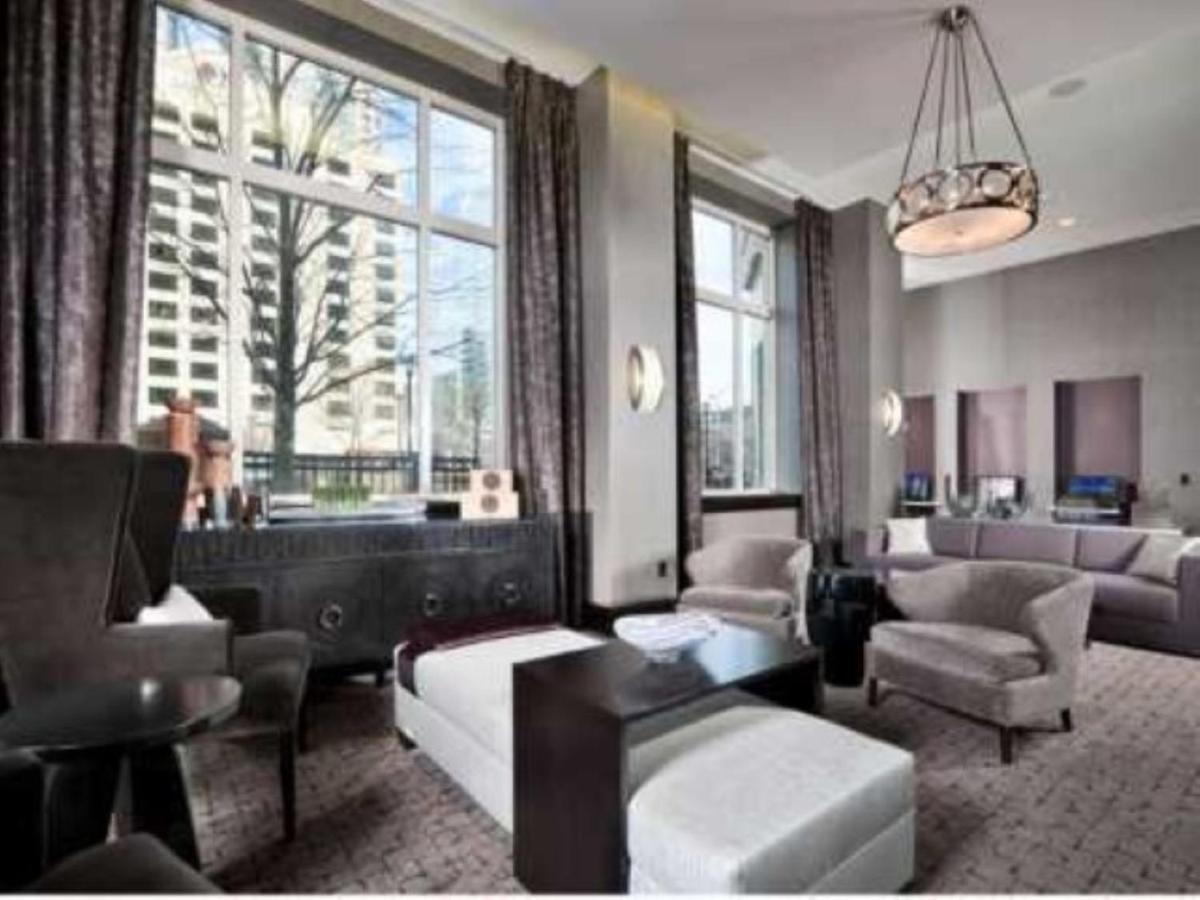 Bluebird Suites Near Newport Centre Джерси-Сити Экстерьер фото