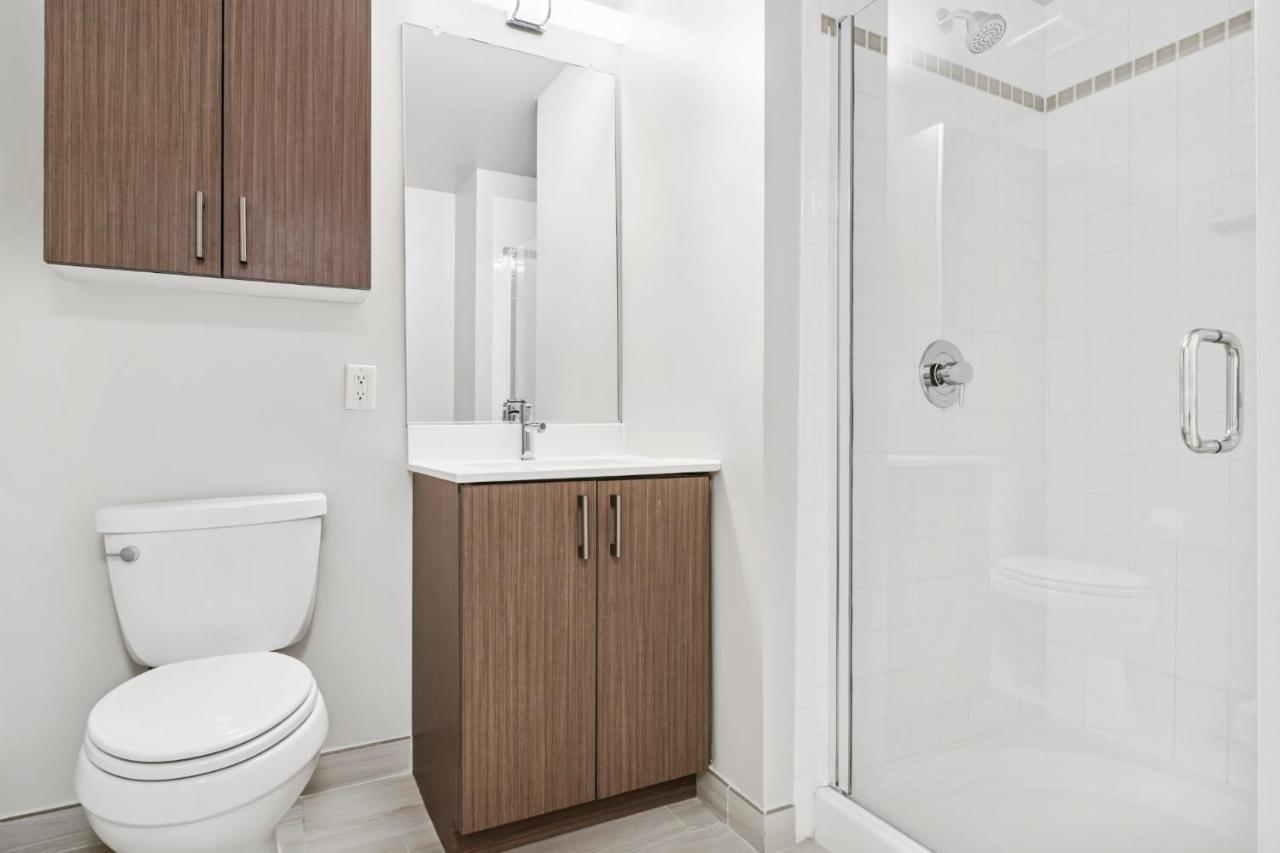Bluebird Suites Near Newport Centre Джерси-Сити Экстерьер фото